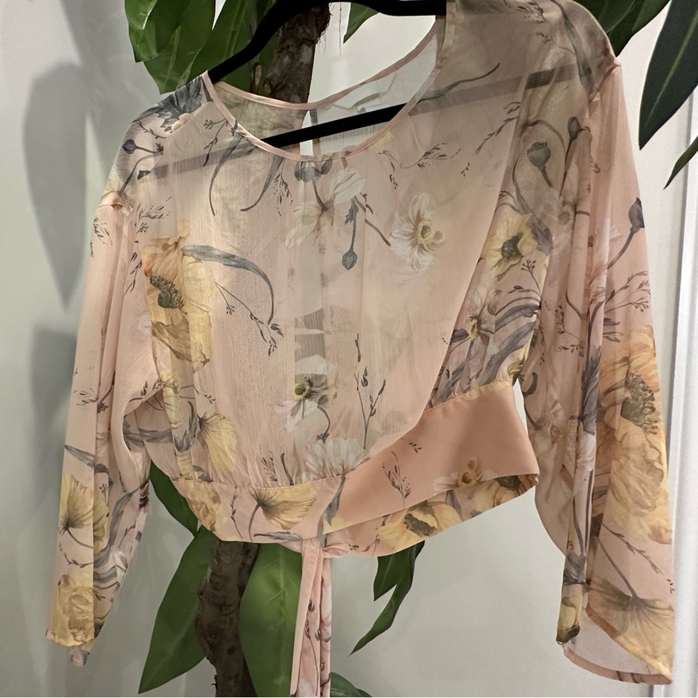 Floral top